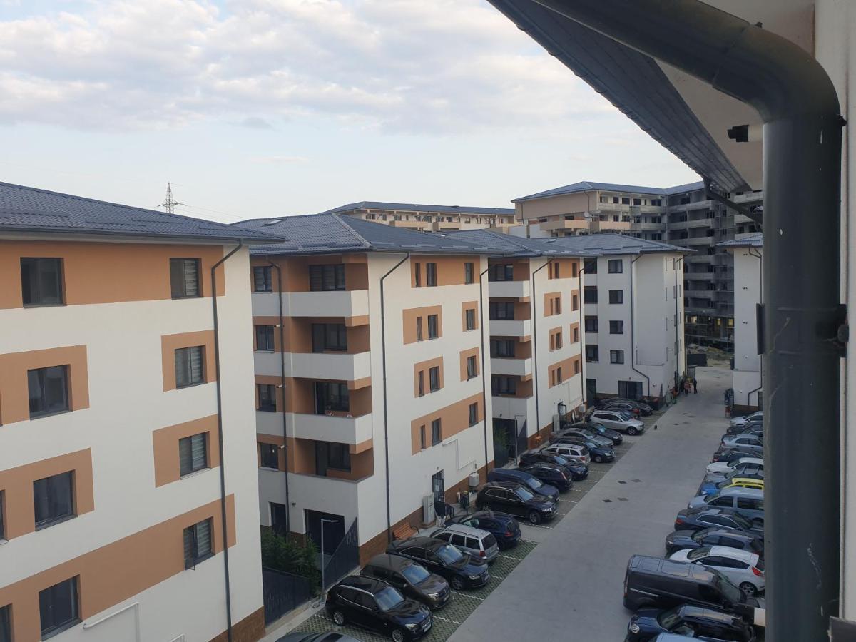 Apartament Dem Radulescu Langa Strand Ramnicu Valcea Ngoại thất bức ảnh