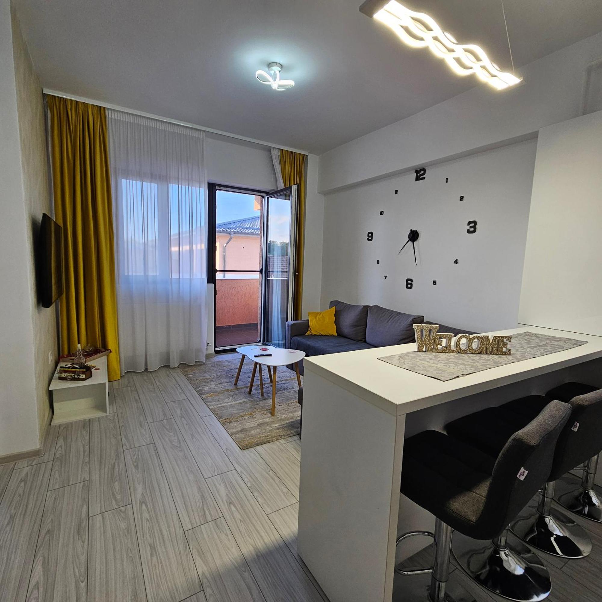 Apartament Dem Radulescu Langa Strand Ramnicu Valcea Ngoại thất bức ảnh