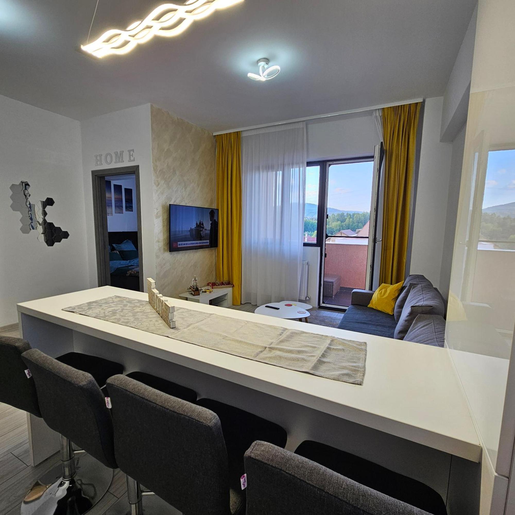Apartament Dem Radulescu Langa Strand Ramnicu Valcea Ngoại thất bức ảnh